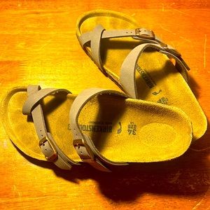 Birkenstock brown sandals youth size 34/3